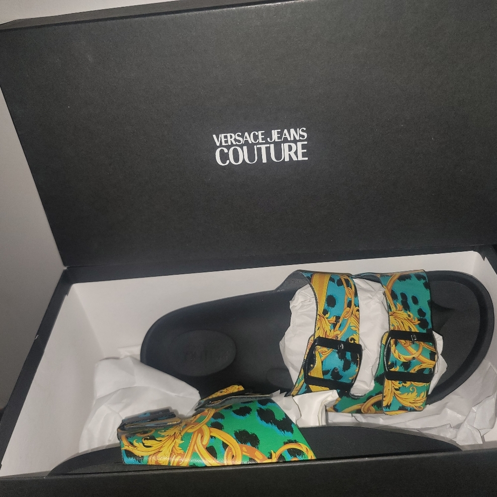 Versace jeans couture slides